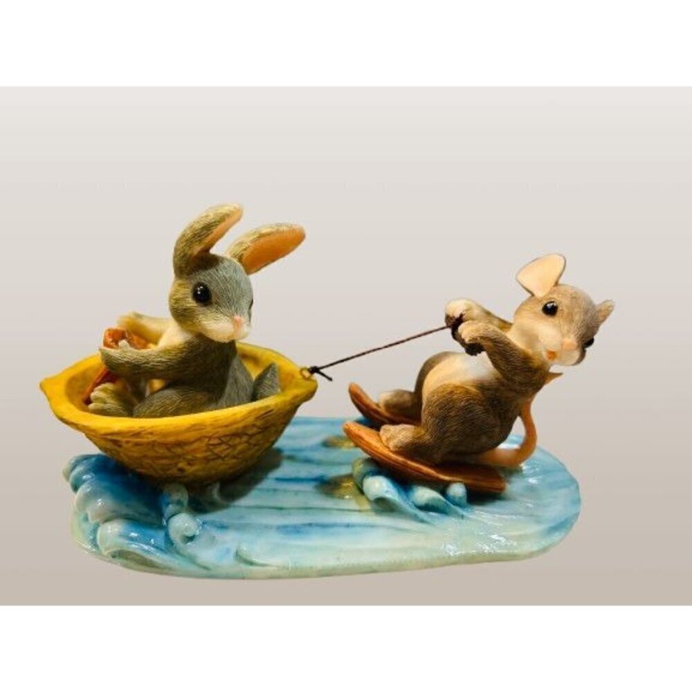 Charming Tails Figurine" A Day at the Lake" - 83/803 with Original Box - Picture 2 of 6
